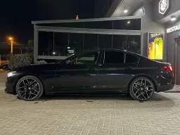 Afișează fotografia 2 — BMW 530i xDrive G30