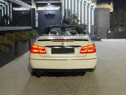 Afișează fotografia 3 — Mercedes-Benz E 220 Cabrio