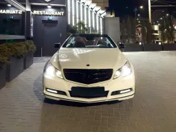 Afișează fotografia 2 — Mercedes-Benz E 220 Cabrio