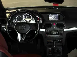 Afișează fotografia 5 — Mercedes-Benz E 220 Cabrio